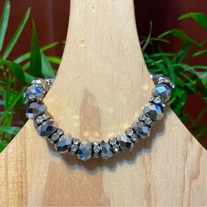 Silver vintage stretchy bracelet